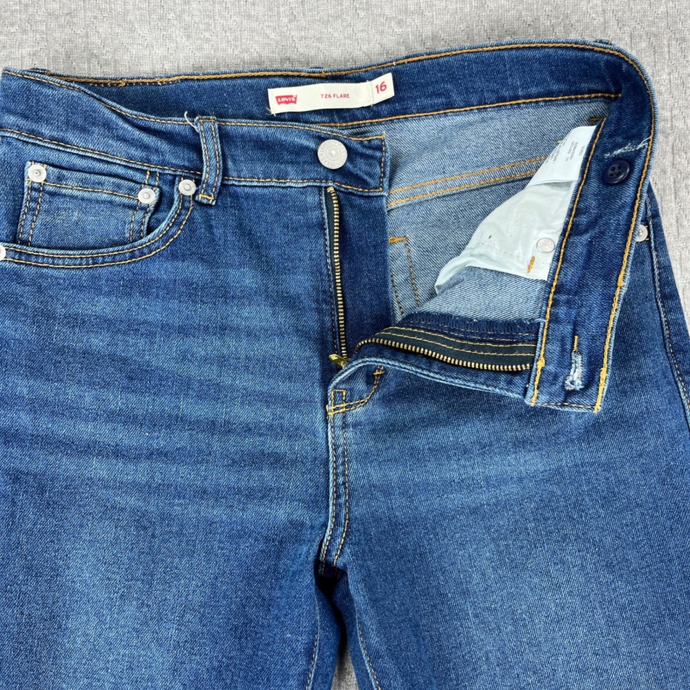 Levi's 726 Flare Bootcut Jeans Women 16/27X28 1/2 Blue High Rise dark wash - Picture 11 of 11